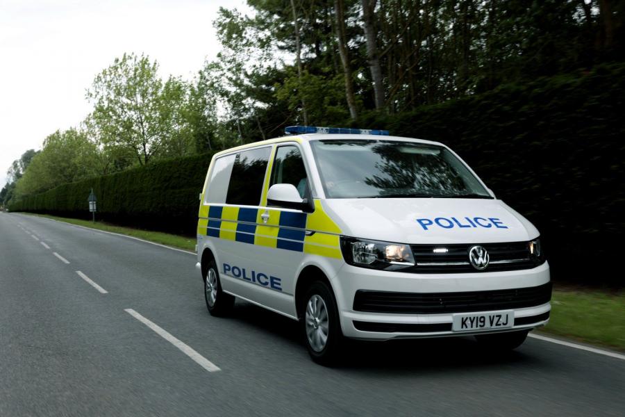  Volkswagen Transporter Police 2019 года  (UK) (фото 2 из 8)